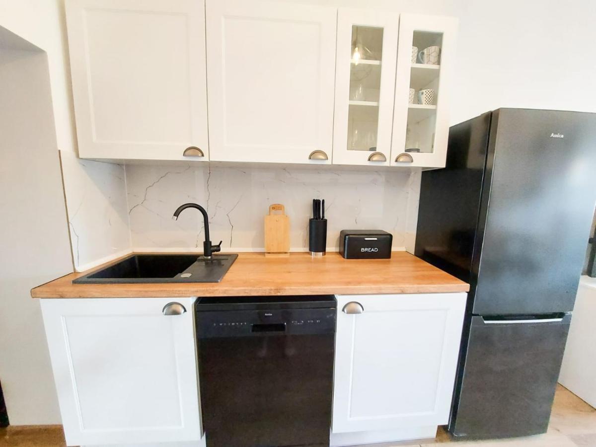 Appartement Ratusz Na 5 à Jelenia Góra Extérieur photo
